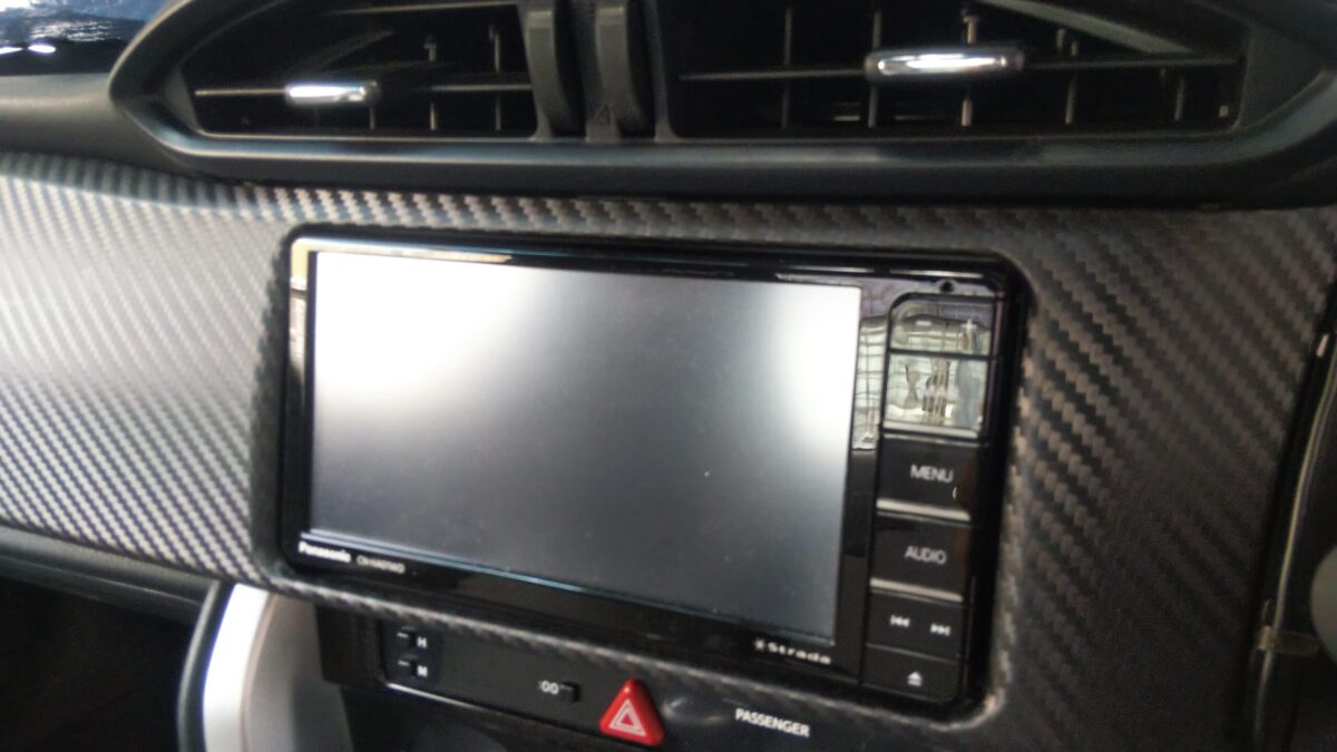 86(ZN6)にPanasonic「CN-HA01WD」カーナビを取り付け | 吉平坂 86(ZN6)にPanasonic「CN-HA01WD」カーナビを取り付け | 吉平坂